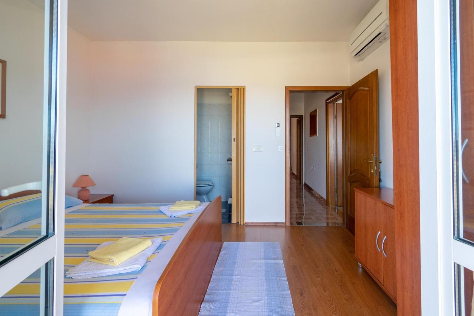 Apartments By The Sea Lun, Pag - 19358 Lun  Rum bild